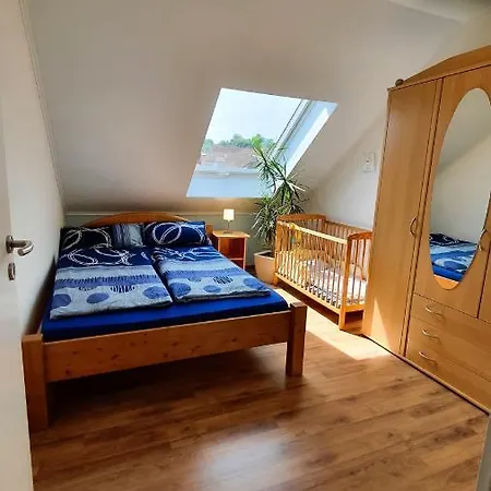 Valerie Эттенхайм