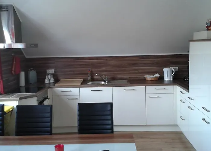 Valerie Daire Ettenheim